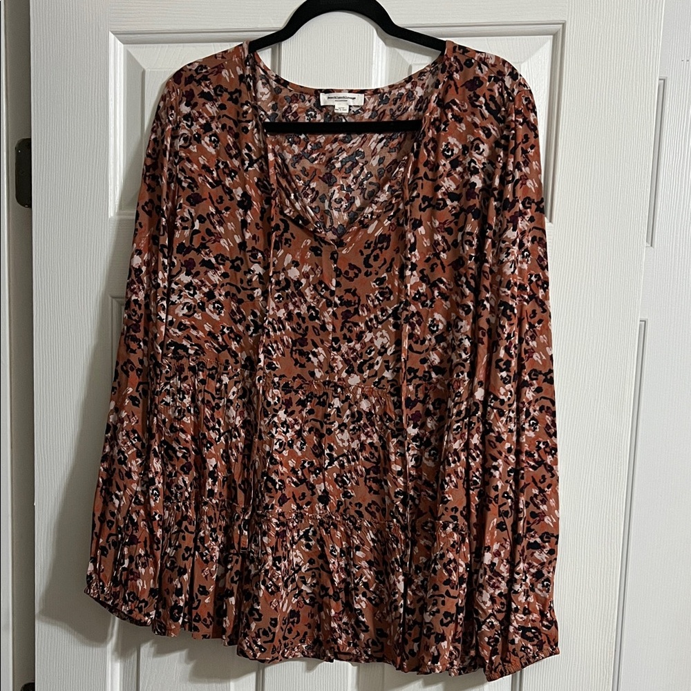 Beachlunchlounge V Neck Long Sleeve Leopard Print Brown and Black Blouse Large